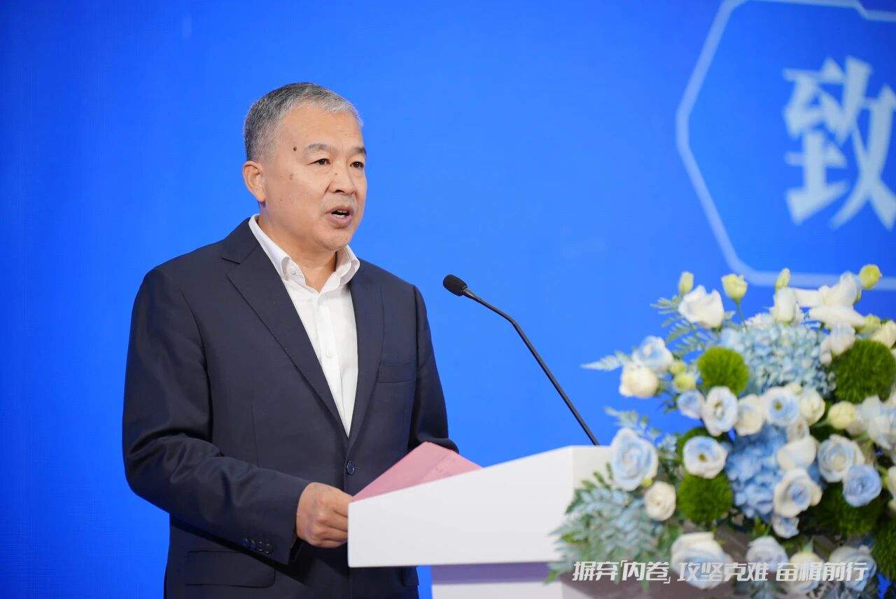 全球铝业巨头齐聚佛山,竟为破解一个行业死局(图4) 全球铝业巨头齐聚佛山,竟为破解一个行业死局(图4)