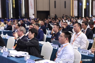 全球铝业巨头齐聚佛山,竟为破解一个行业死局(图1) 全球铝业巨头齐聚佛山,竟为破解一个行业死局(图1)